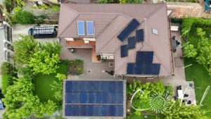 vedere aeriană unghi superior proiect Ovidiu cu panouri Hyundai 455Wp și invertor Fronius Symo