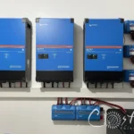 două invertoare Victron MultiPlus-II 48/8000/110-100 montate pe perete